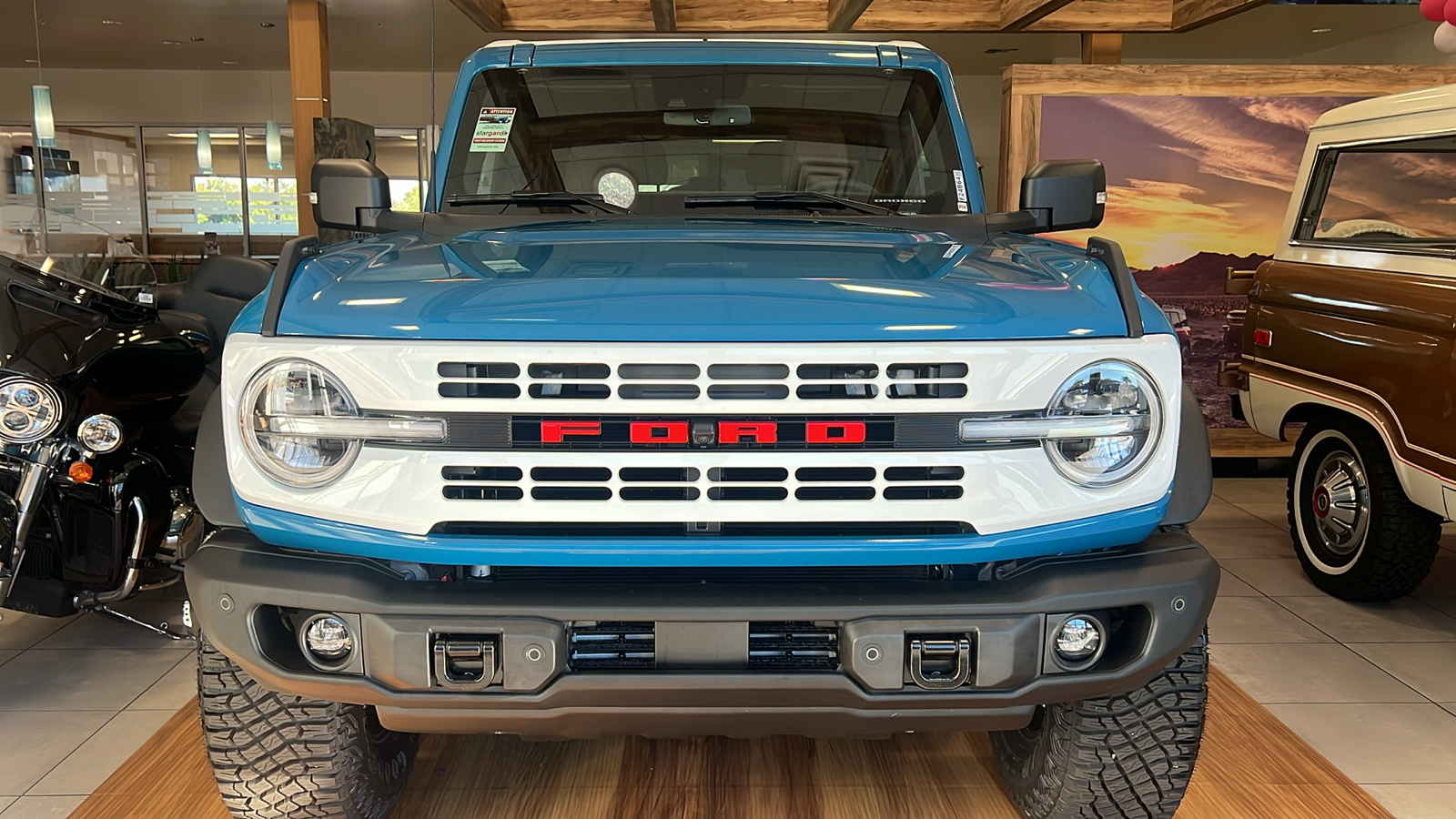 2024 Ford Bronco Heritage Limited Edition 2