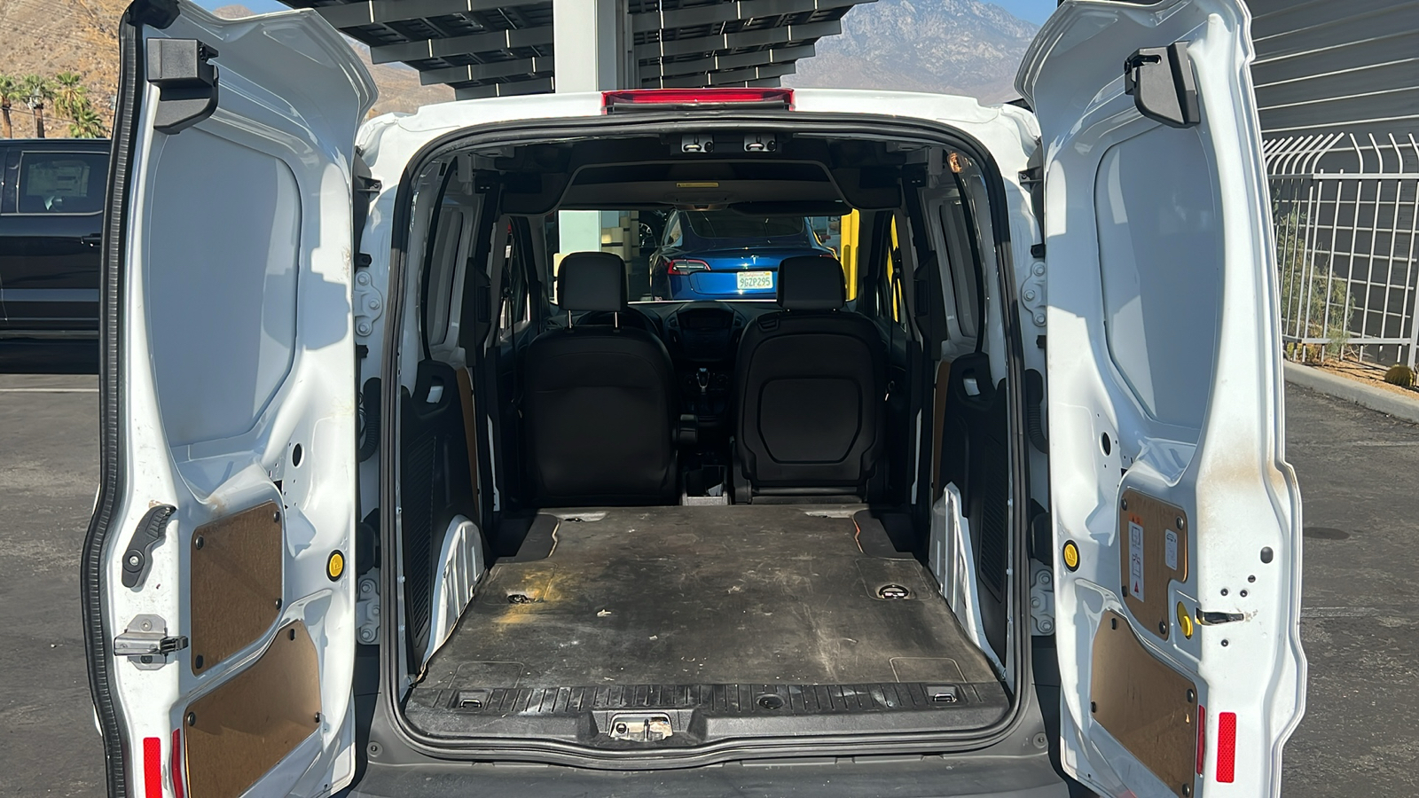 2018 Ford Van  23