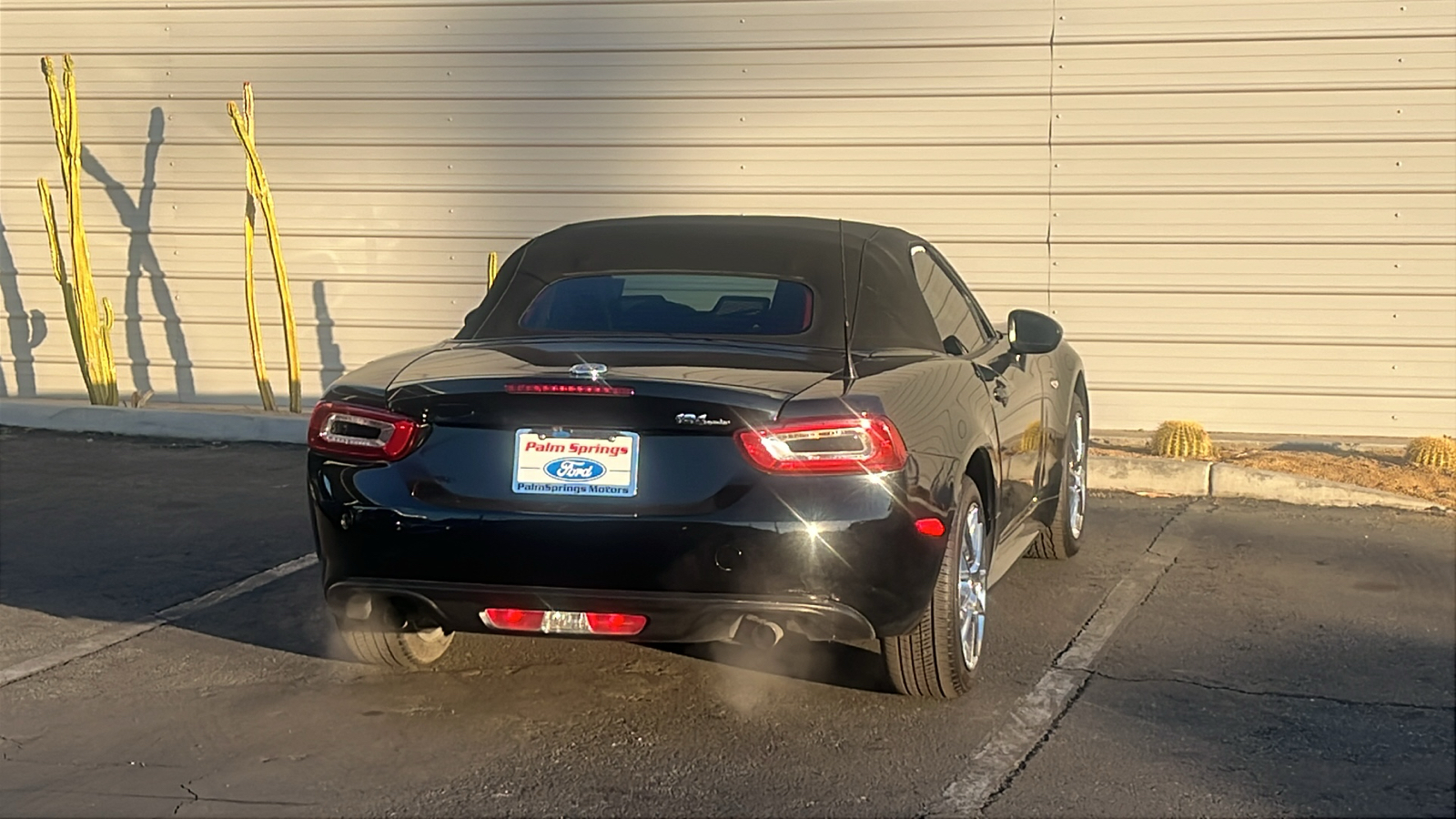 2017 Fiat 124 Spider Classica 8