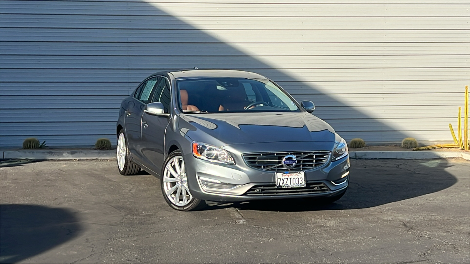 2017 Volvo S60 Inscription T5 Platinum 1