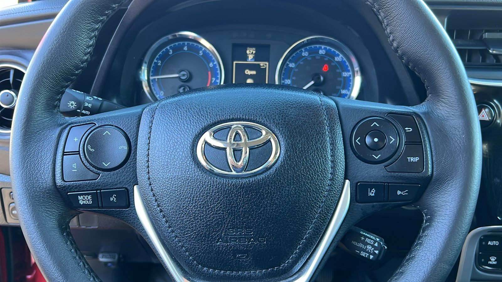 2017 Toyota Corolla XSE 17