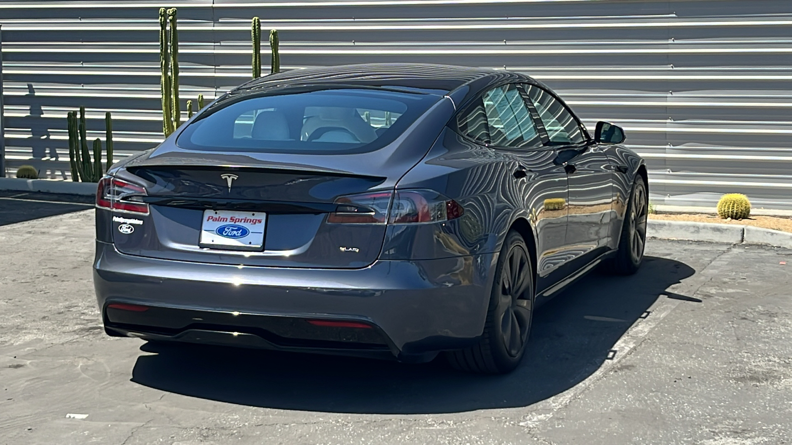 2021 Tesla Model S Plaid 8