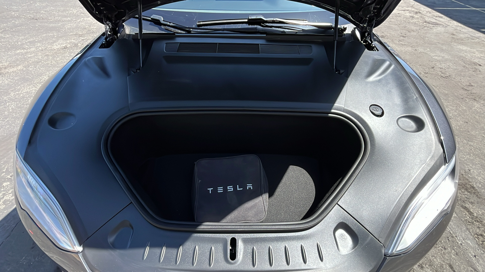 2021 Tesla Model S Plaid 32