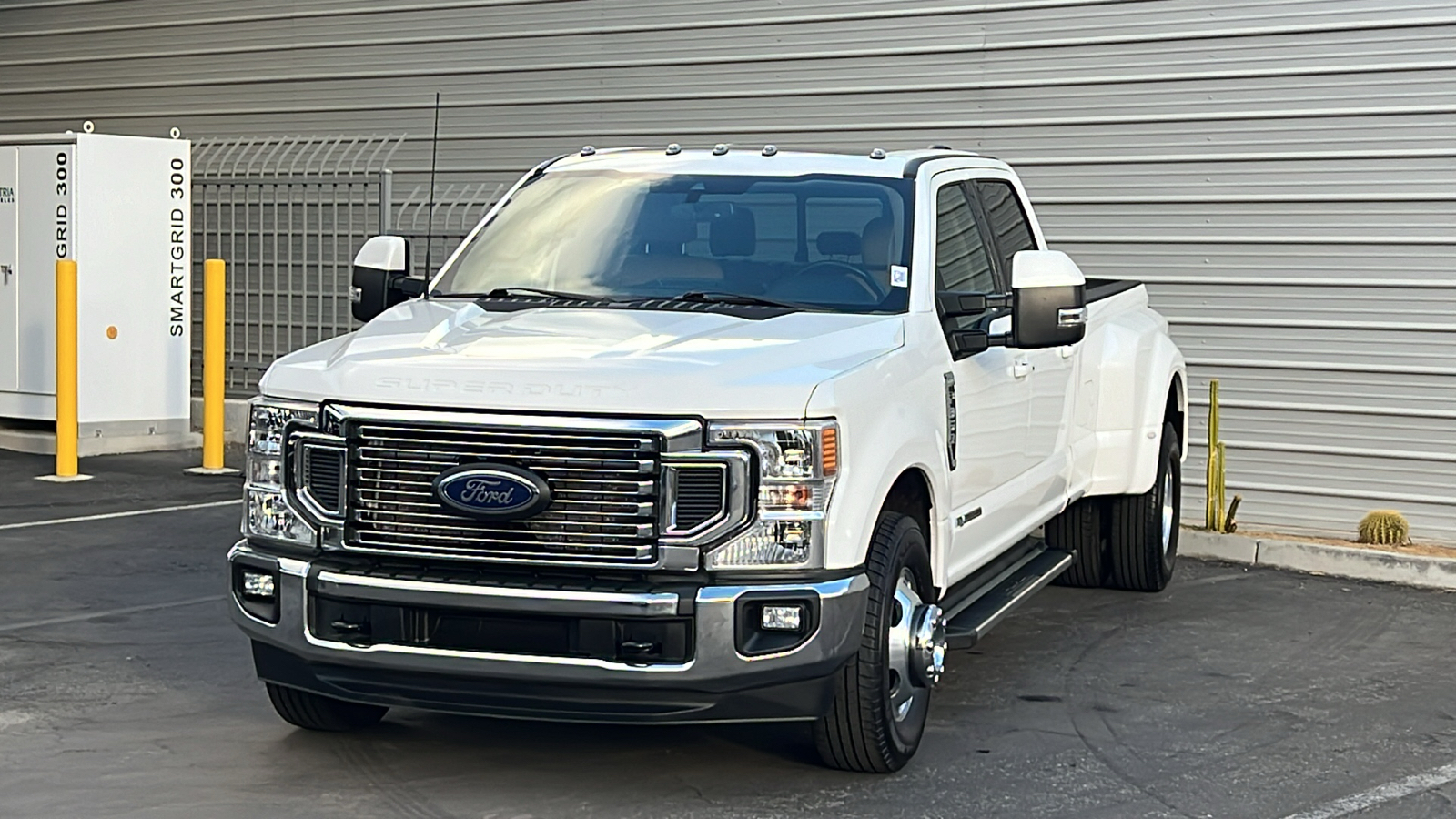 2022 Ford F-350SD Lariat 3