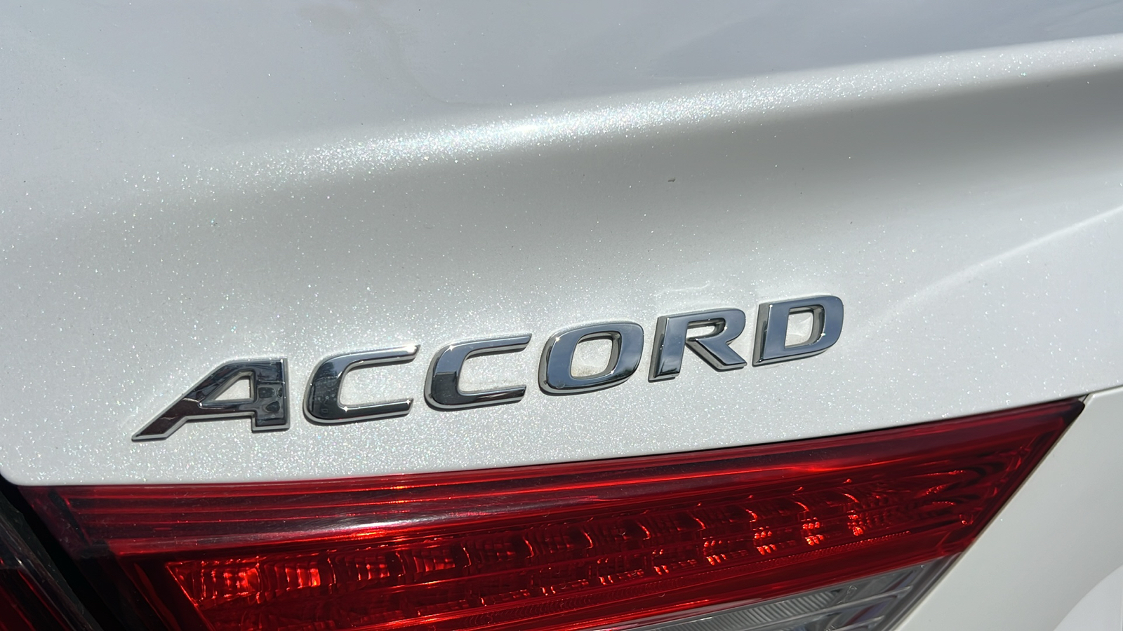 2018 Honda Accord EX-L 2.0T 36