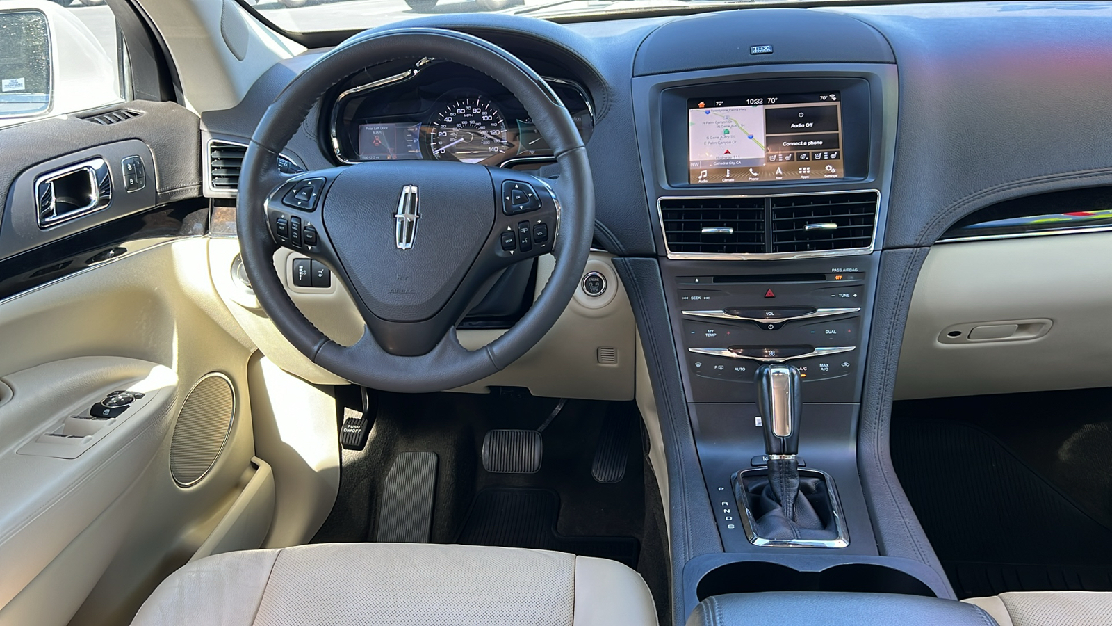 2019 Lincoln MKT Standard 11