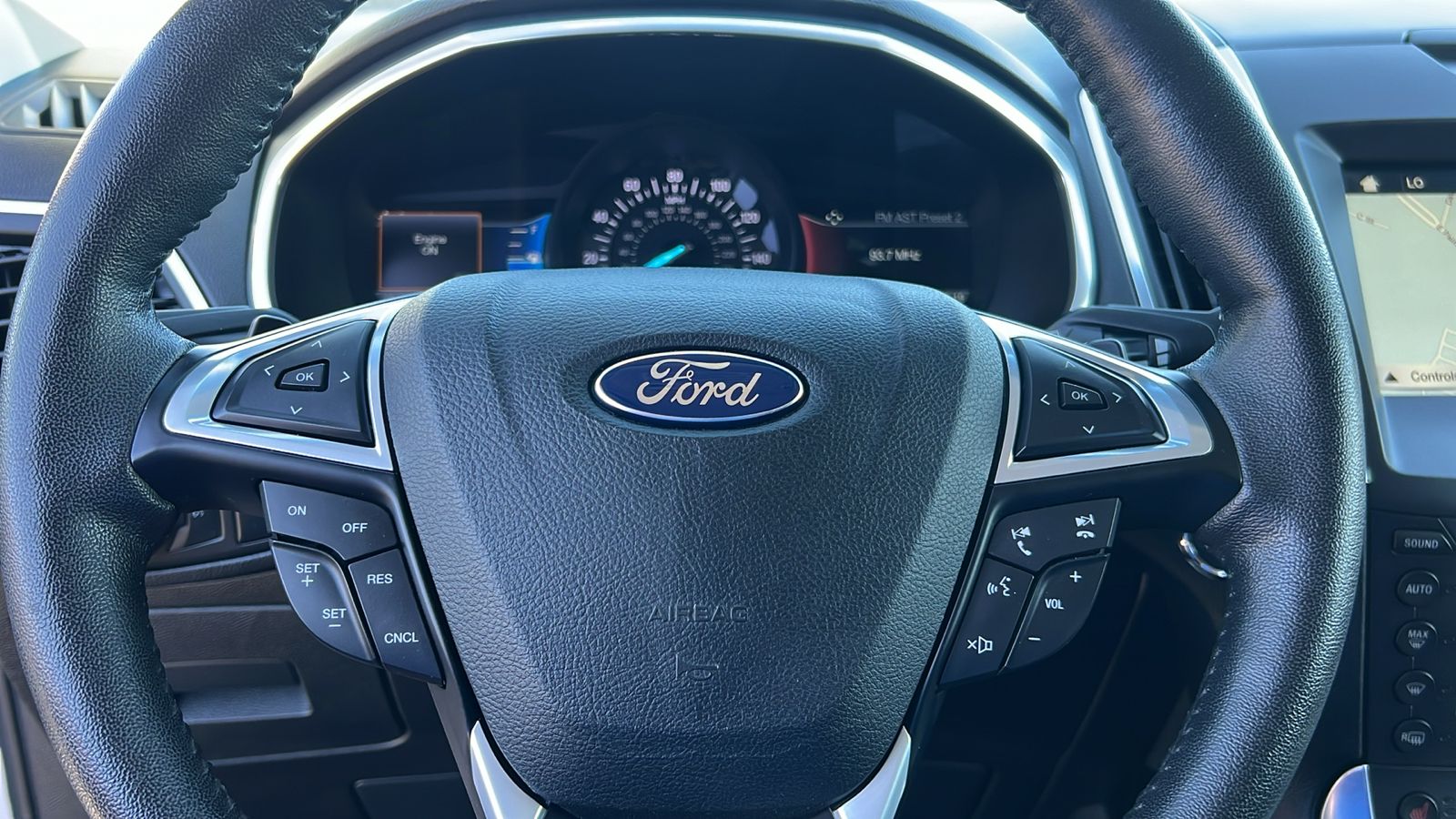 2016 Ford Edge Sport 18