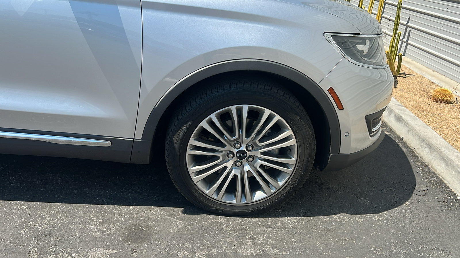 2017 Lincoln MKX Reserve 12