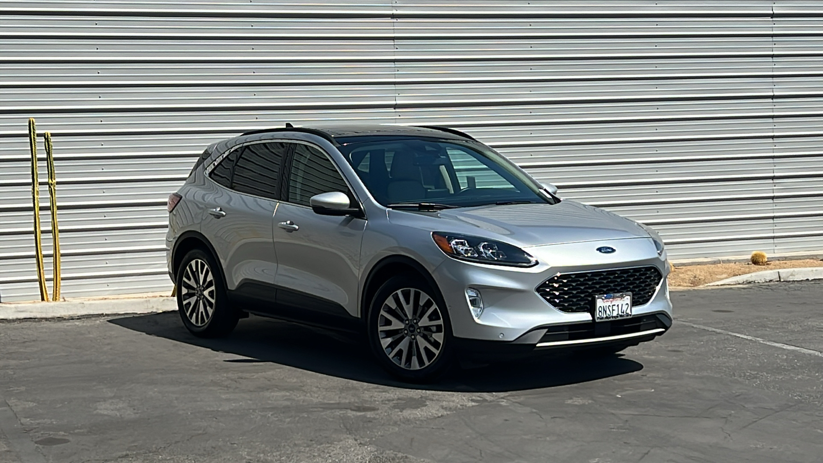 2020 Ford Escape Titanium Hybrid 1