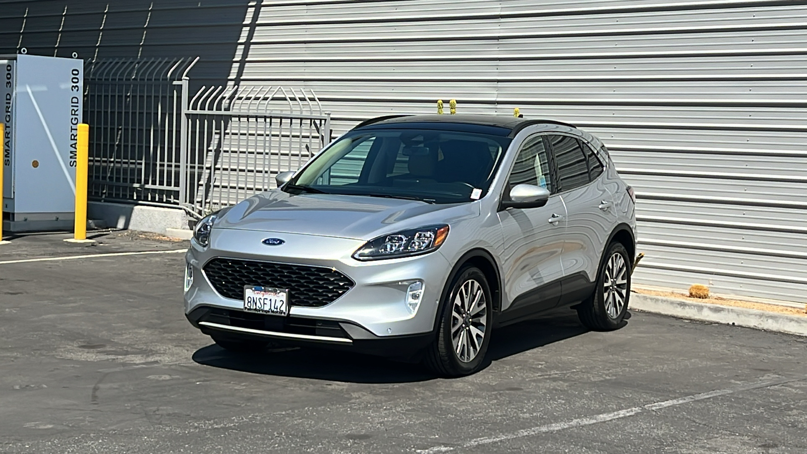 2020 Ford Escape Titanium Hybrid 3