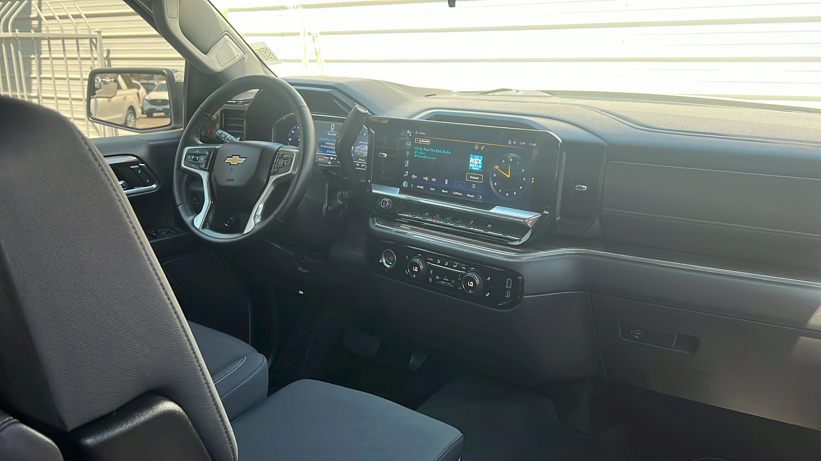 2024 Chevrolet Silverado 1500 LT 13