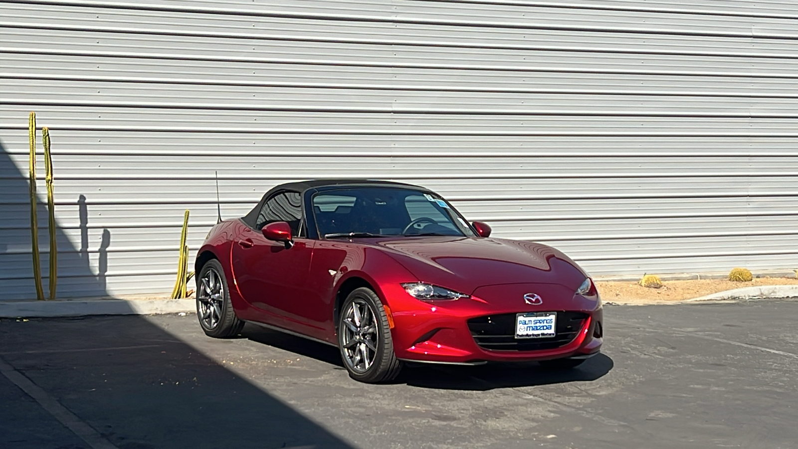 2023 Mazda MX-5 Miata Grand Touring 1