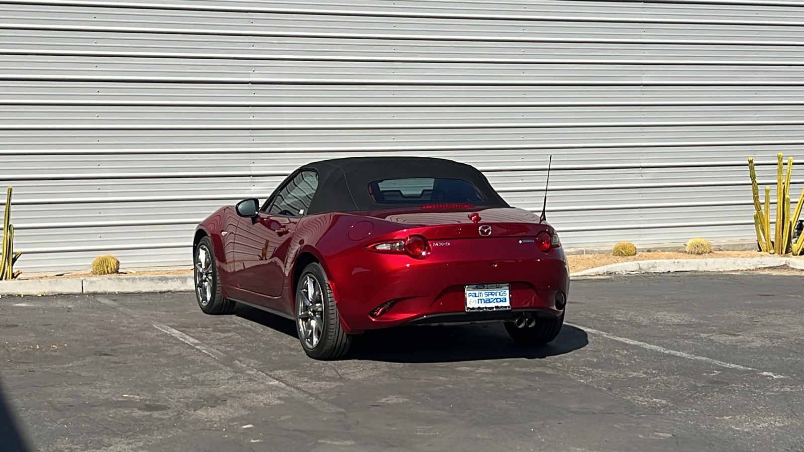 2023 Mazda MX-5 Miata Grand Touring 6