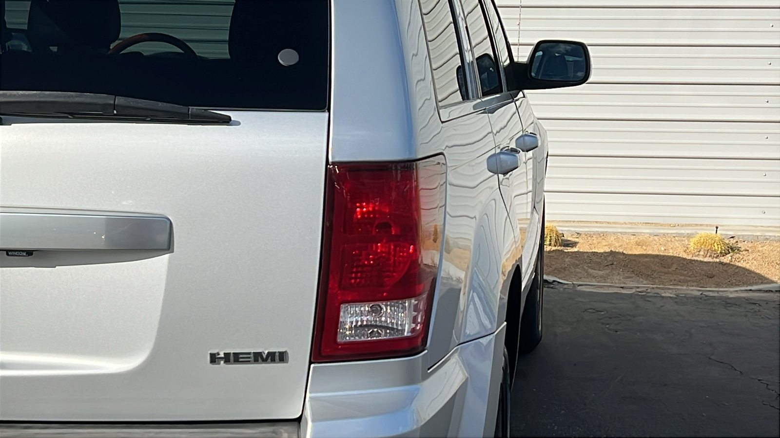 2007 Jeep Grand Cherokee Overland 9