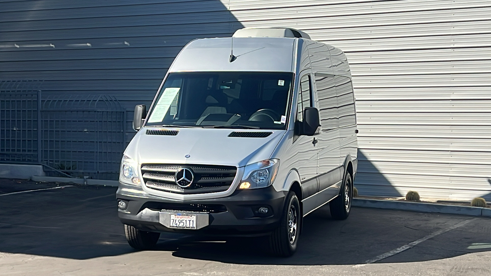 2015 Mercedes-Benz Sprinter 2500 Passenger 144 WB 3