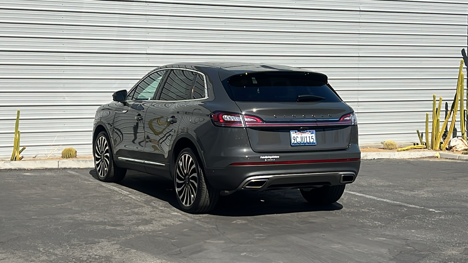 2022 Lincoln Nautilus Black Label 8