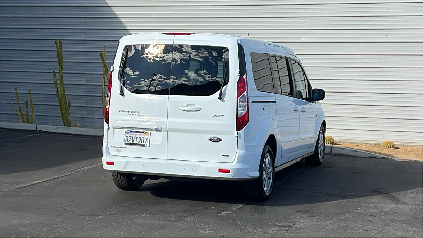 2022 Ford Transit Connect XLT 8