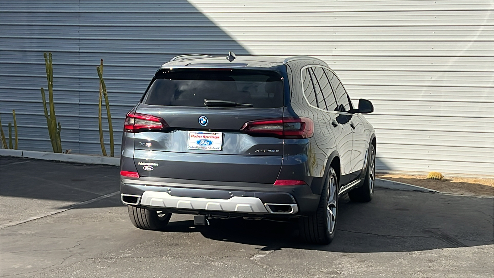 2022 BMW X5 xDrive45e 8