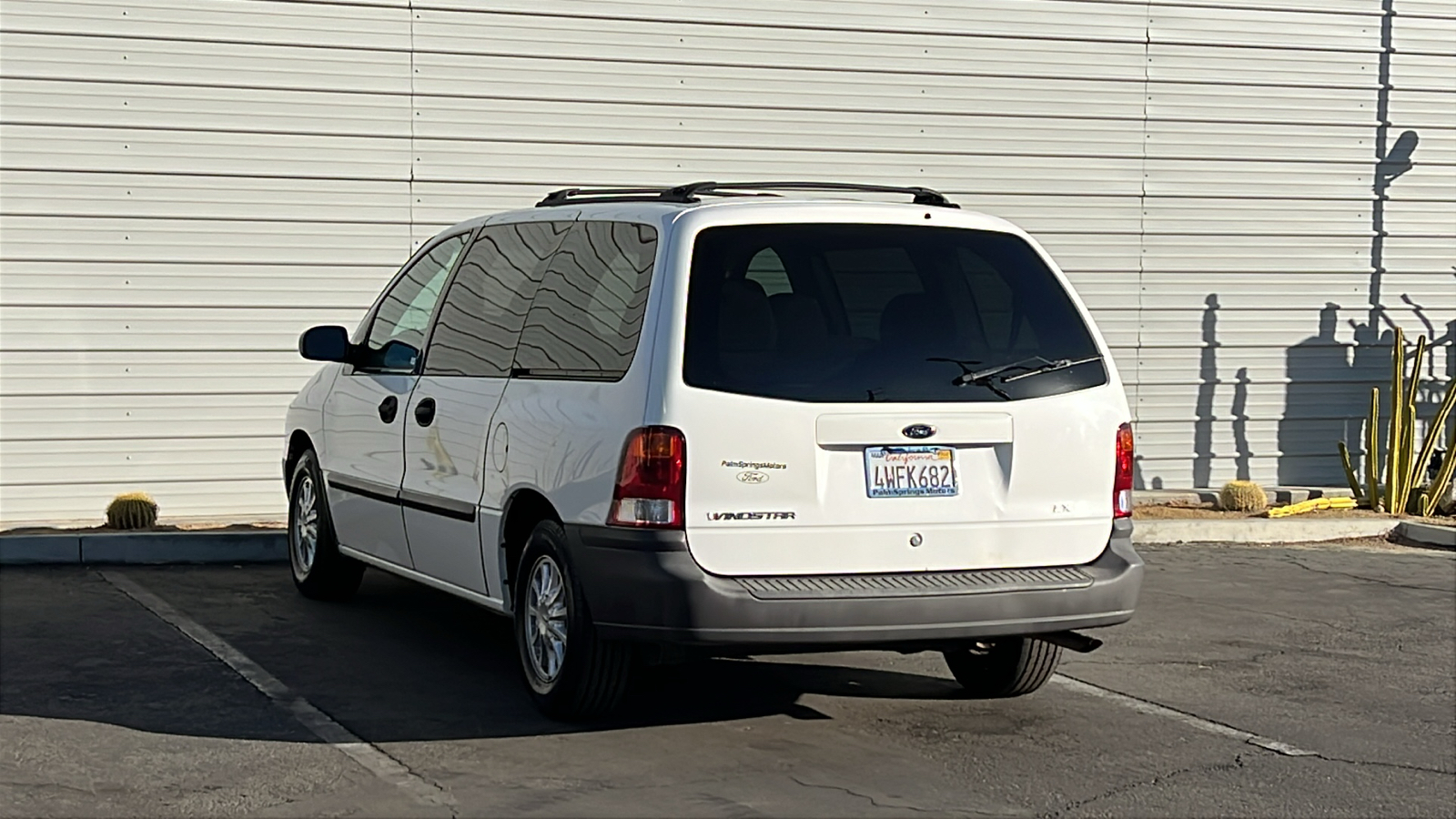 2001 Ford Windstar LX 6