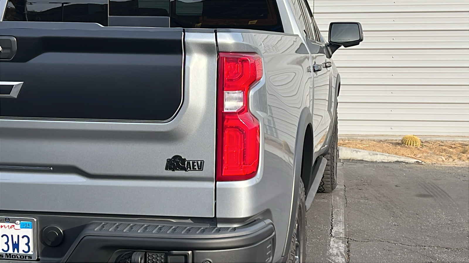 2023 Chevrolet Silverado 1500 ZR2 9