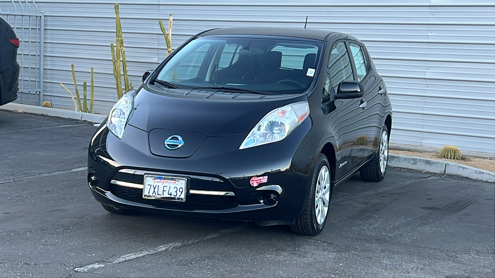 2017 Nissan Leaf S 3