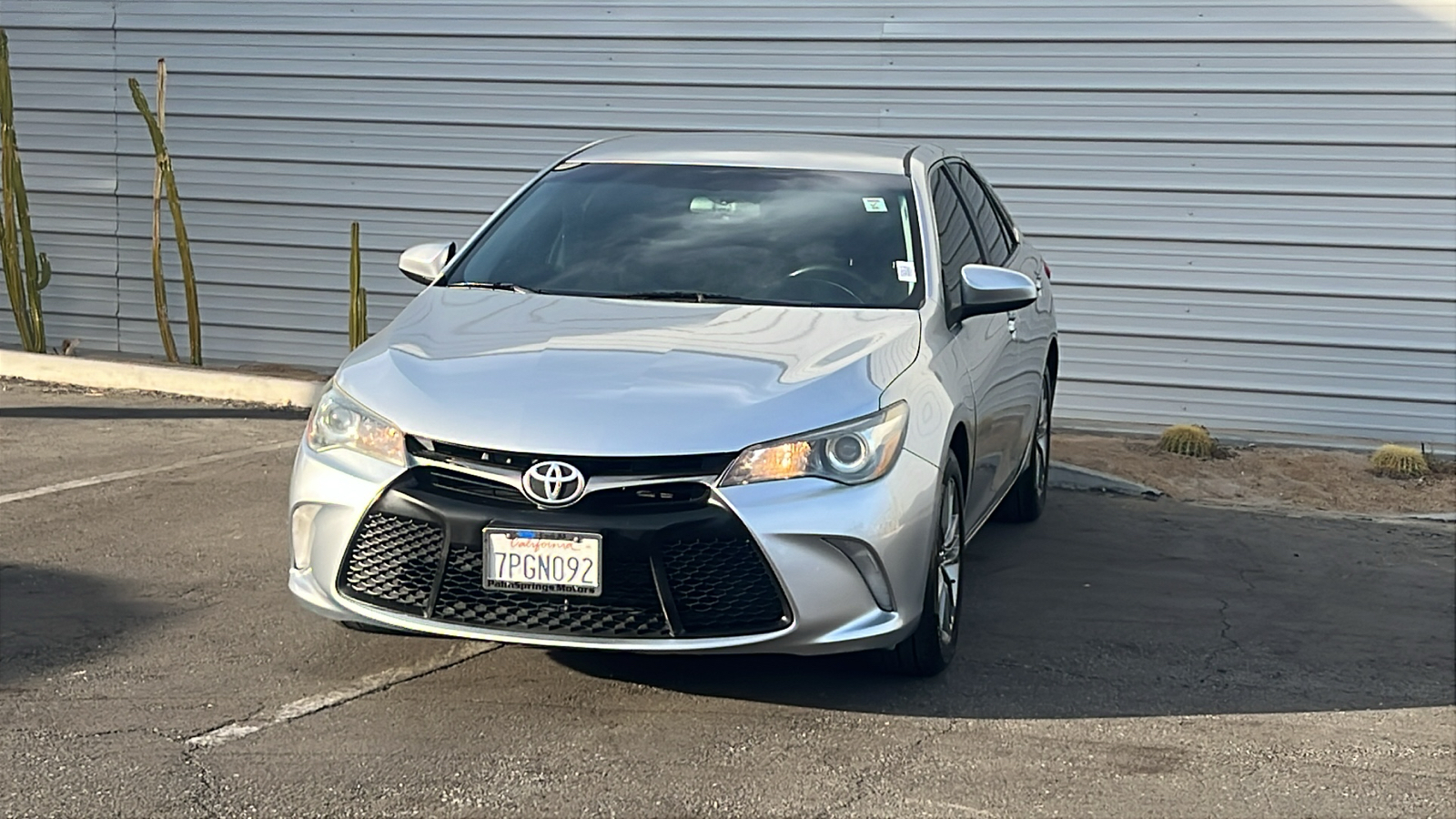 2016 Toyota Camry  3