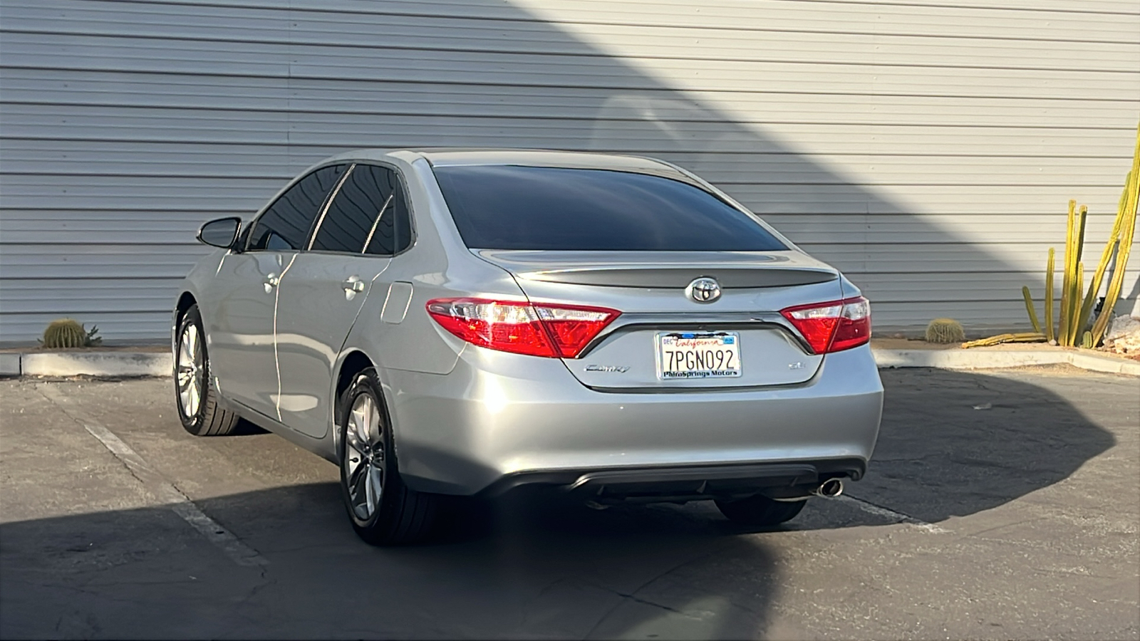 2016 Toyota Camry  6