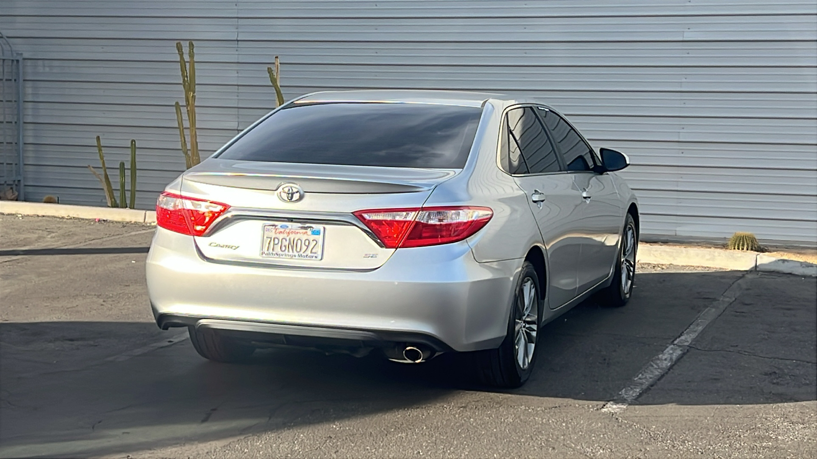 2016 Toyota Camry  8