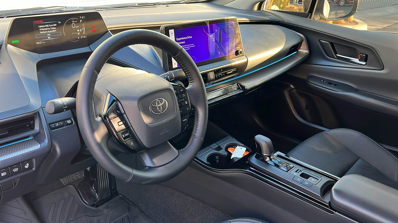 2024 Toyota Prius XLE 18