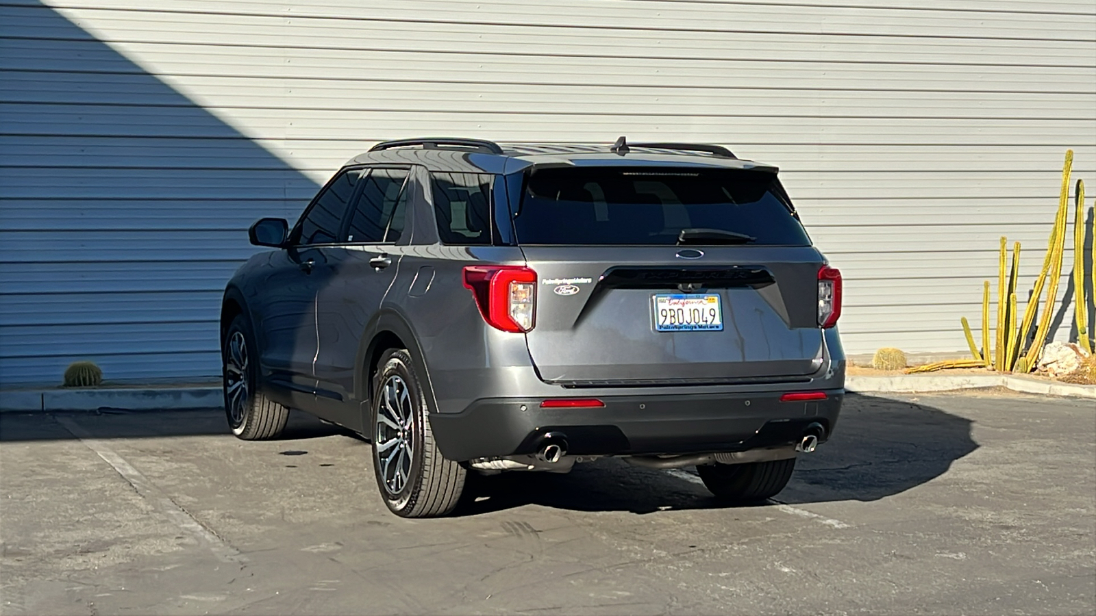 2022 Ford Explorer ST-Line 6