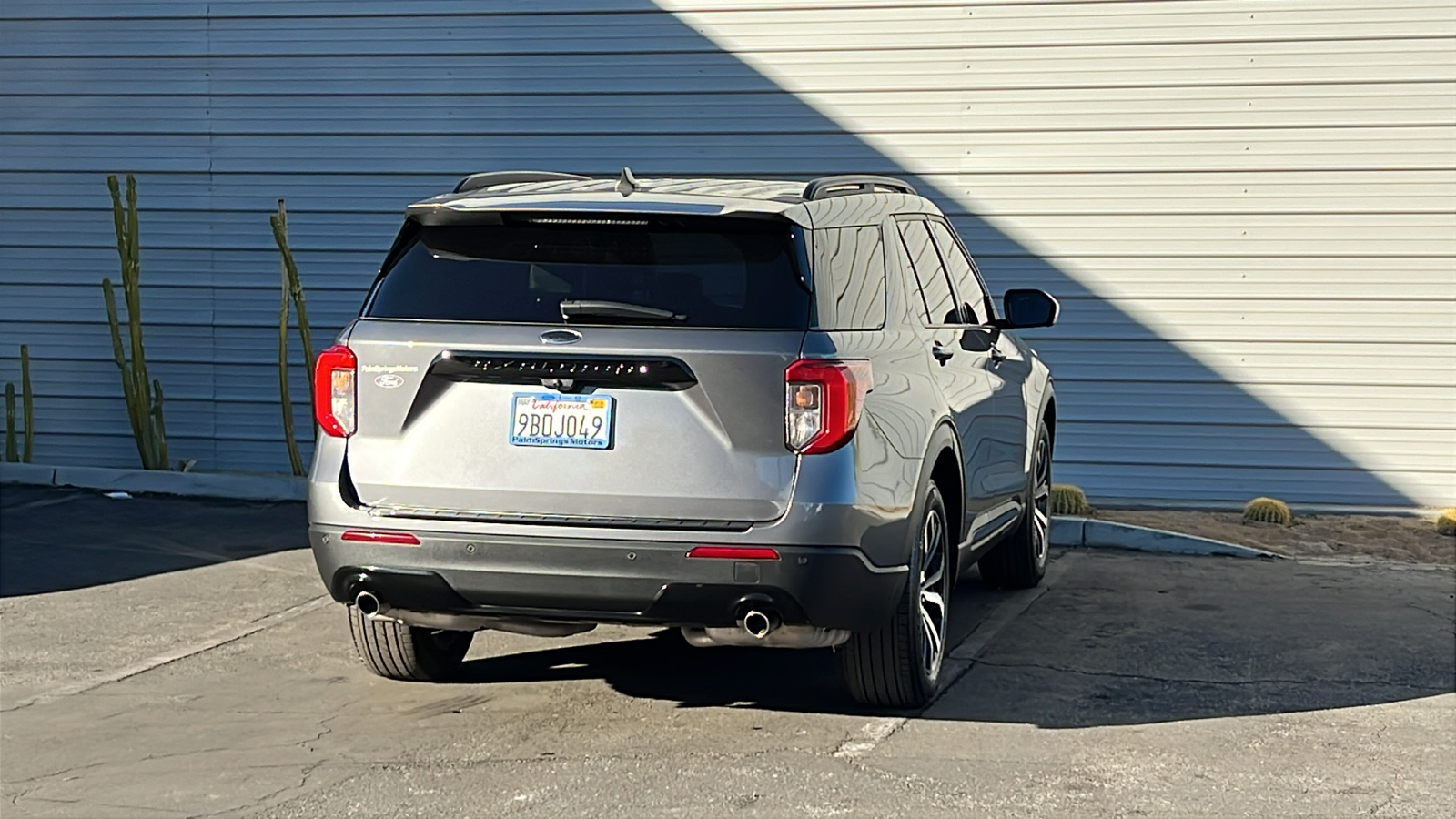 2022 Ford Explorer ST-Line 8