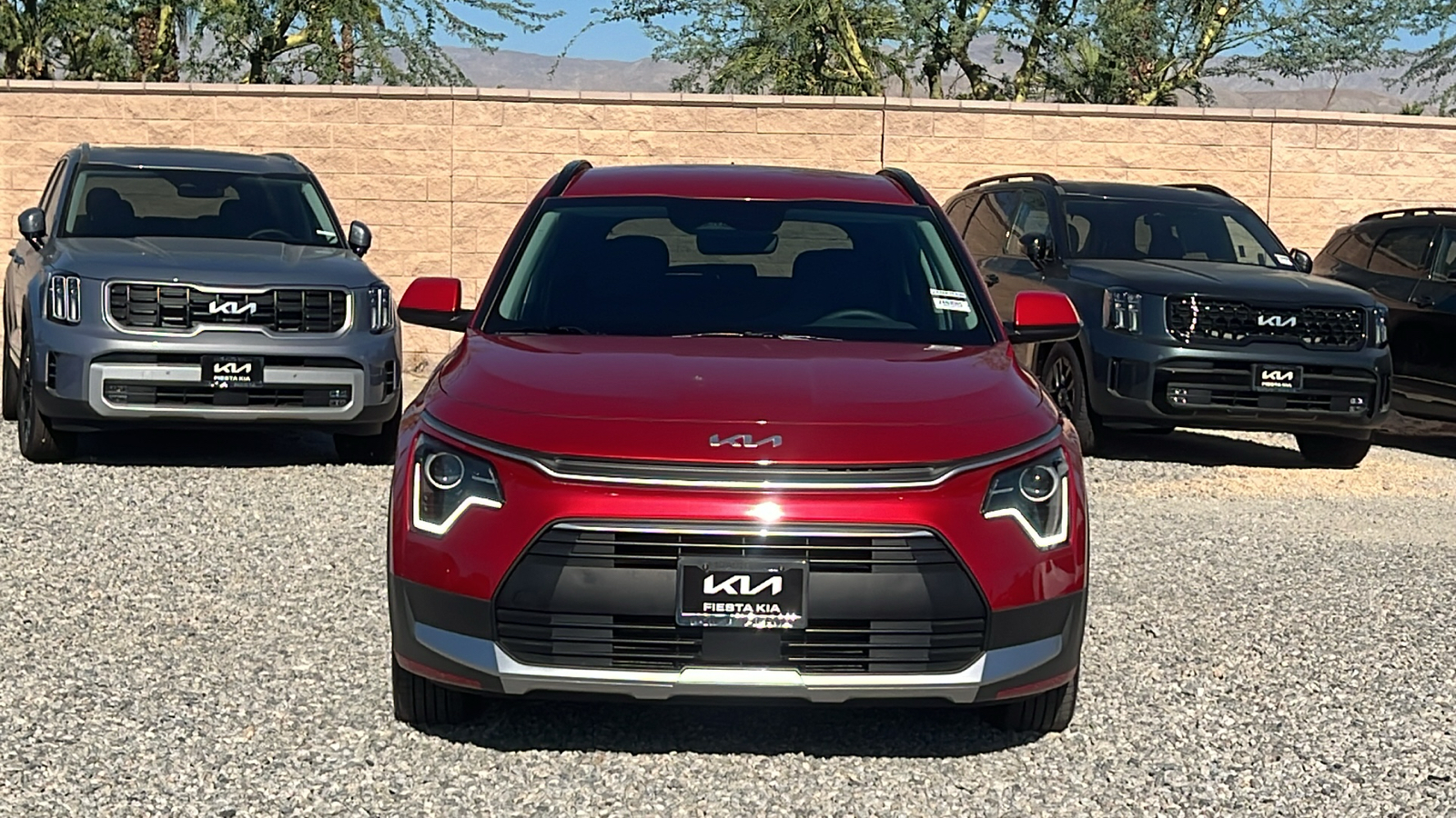 2024 Kia Niro Plug-In Hybrid EX 2