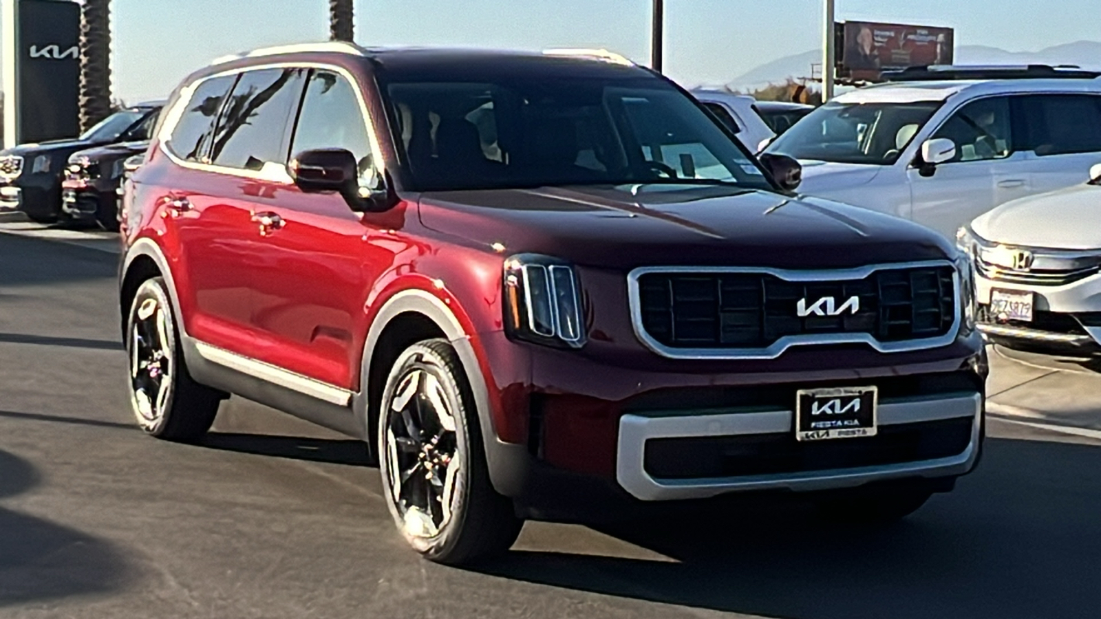 2024 Kia Telluride S 1