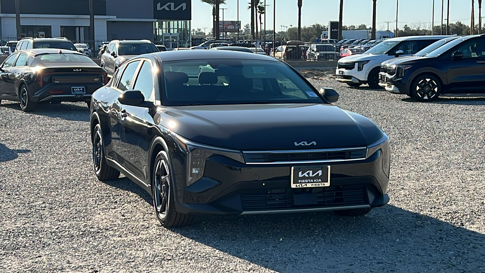 2025 Kia K4 EX 1