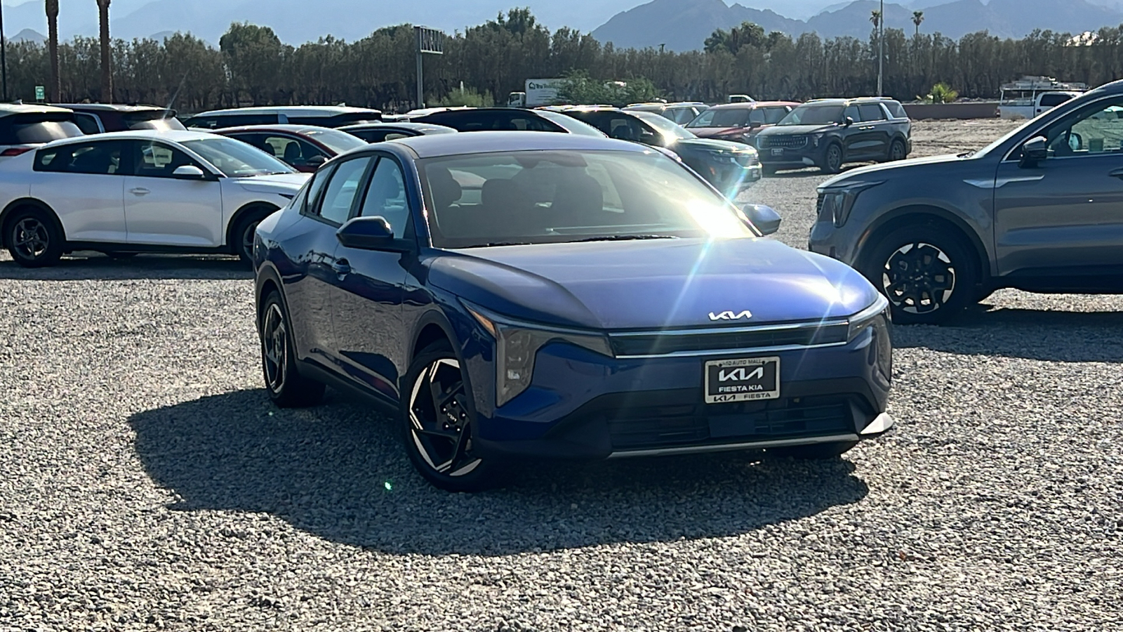 2025 Kia K4 EX 1