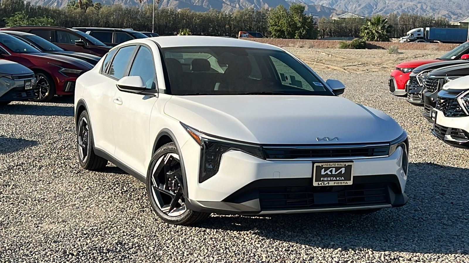 2025 Kia K4 EX 1