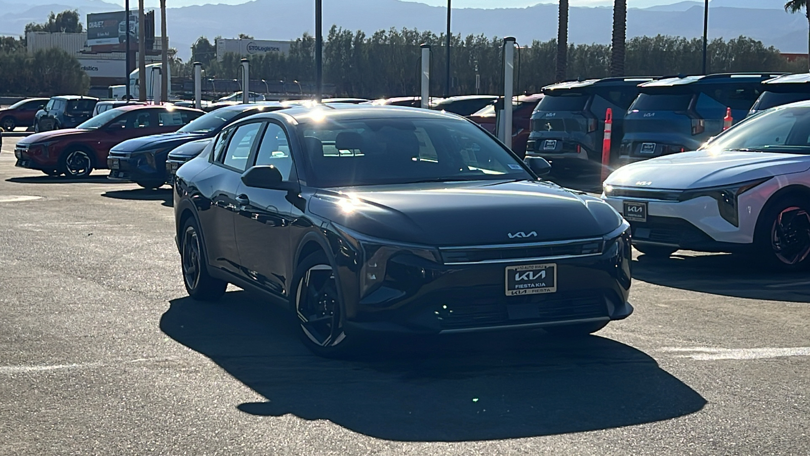 2025 Kia K4 EX 1