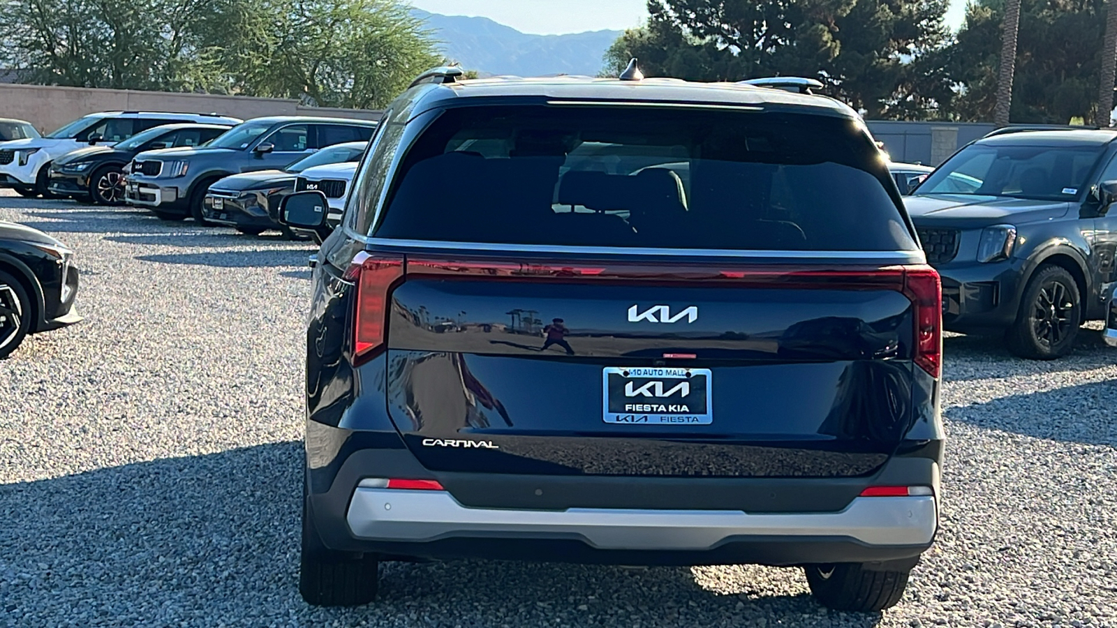 2025 Kia Carnival EX 7