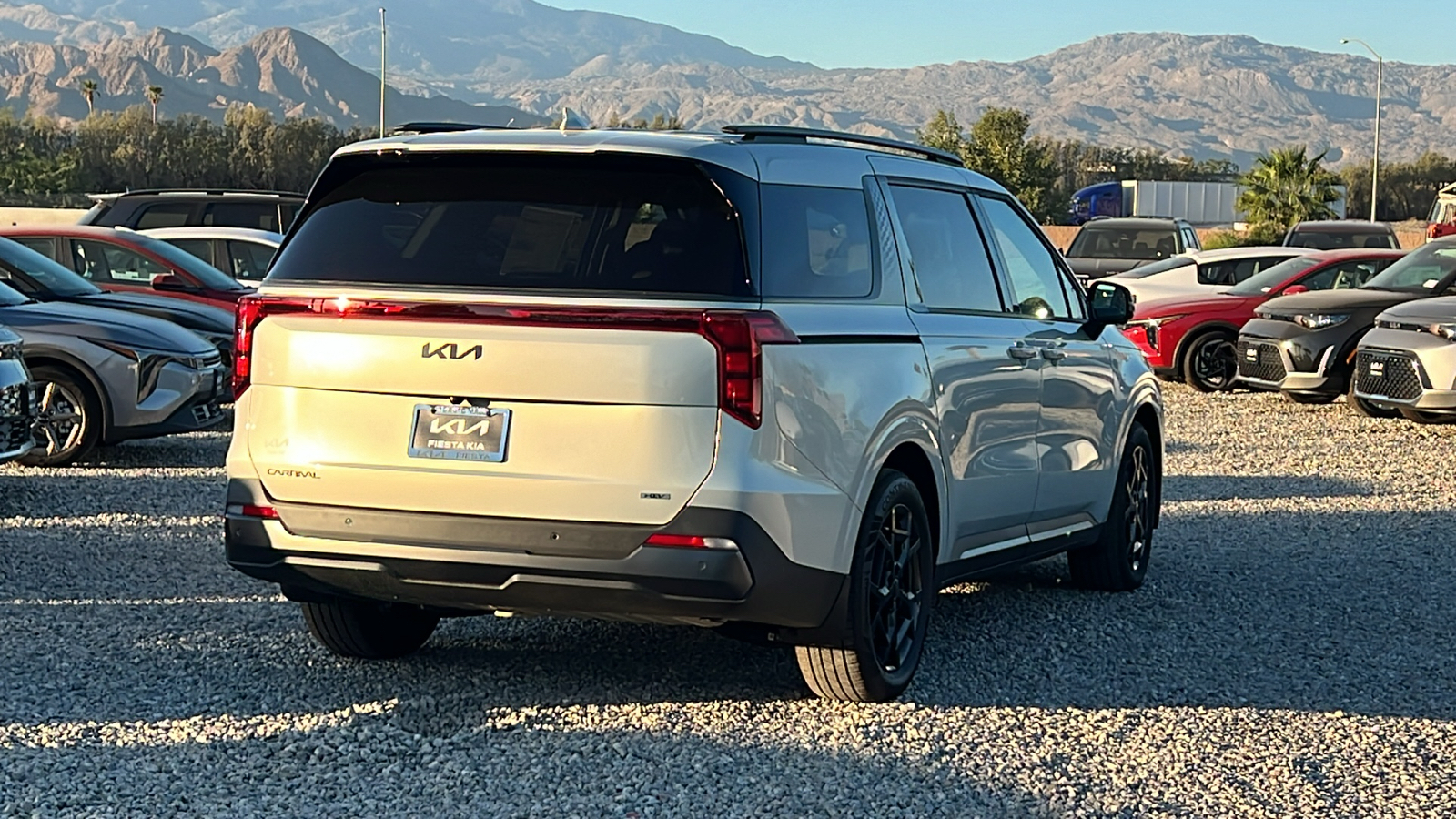 2025 Kia Carnival Hybrid SX 8