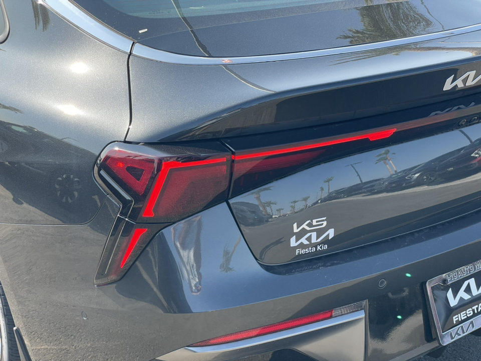 2025 Kia K5 EX 9