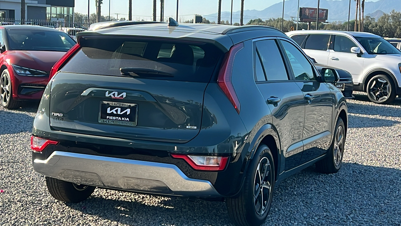 2025 Kia Niro SX 8