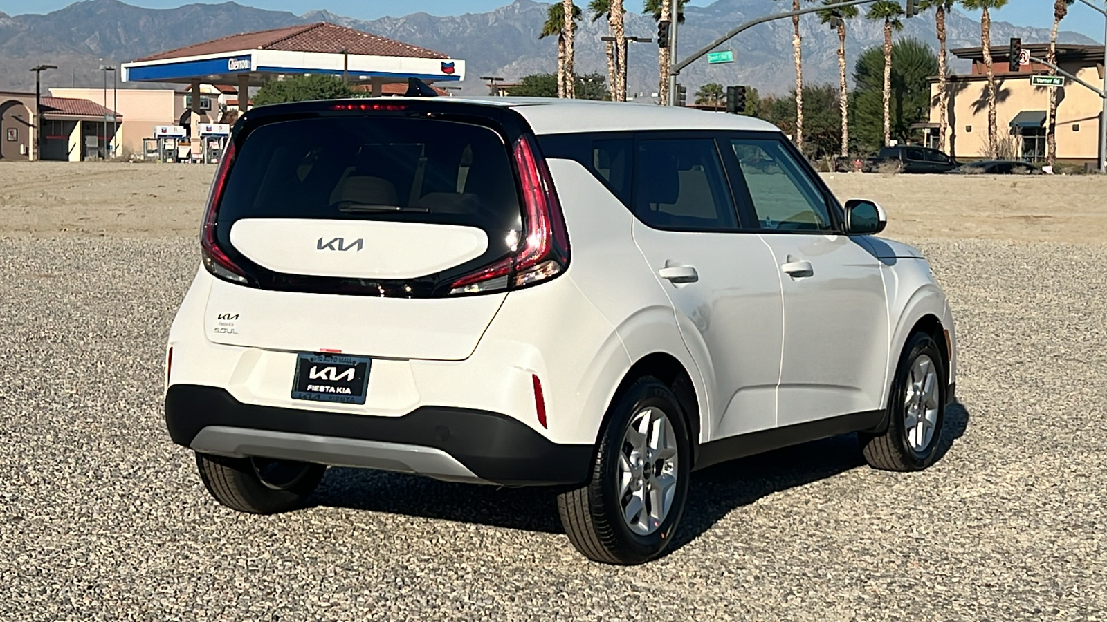 2025 Kia Soul LX 8