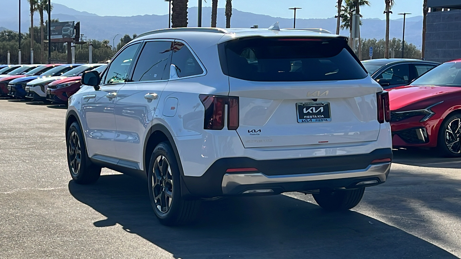 2025 Kia Sorento S 6