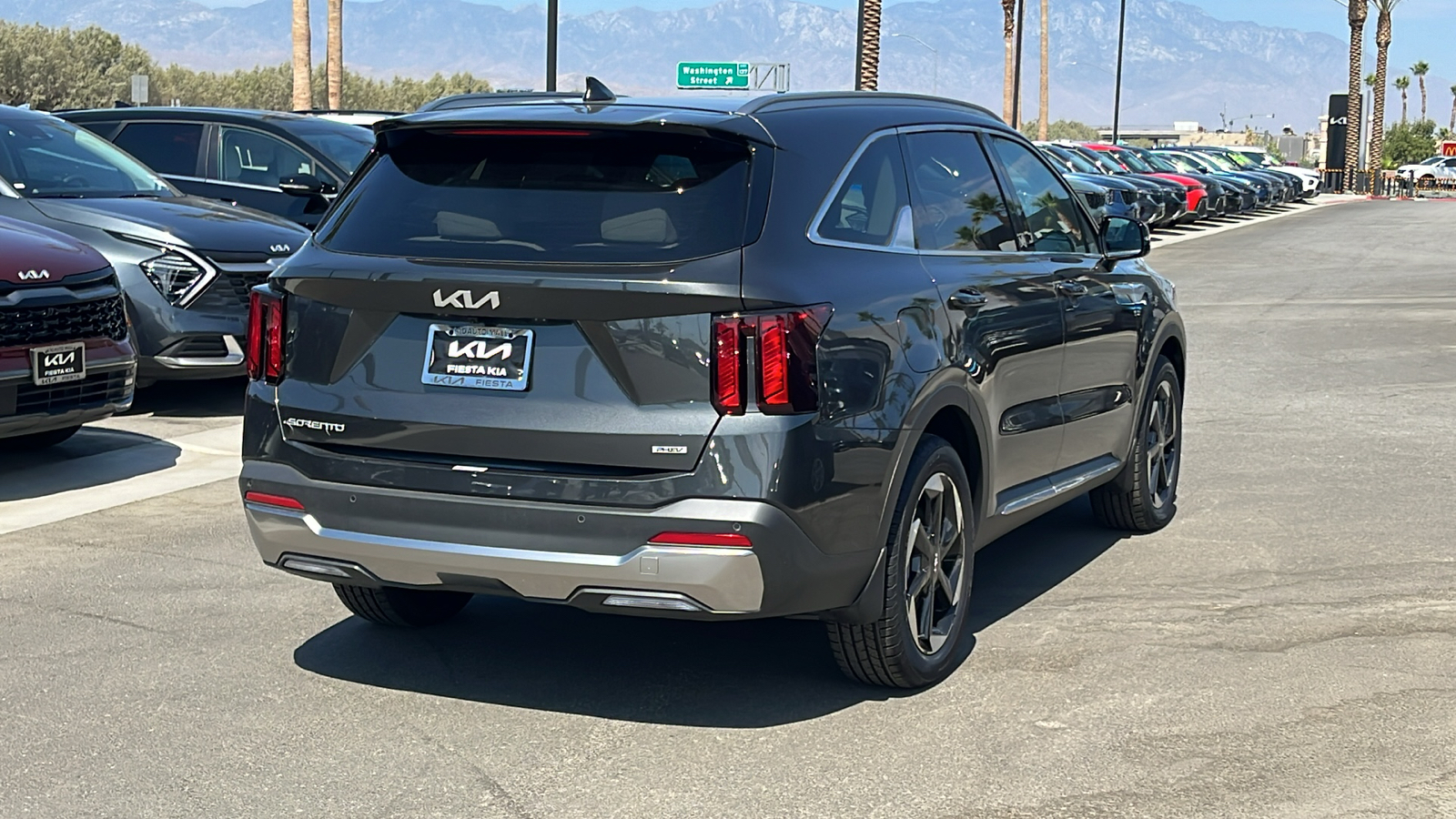 2025 Kia Sorento Plug-In Hybrid EX 8