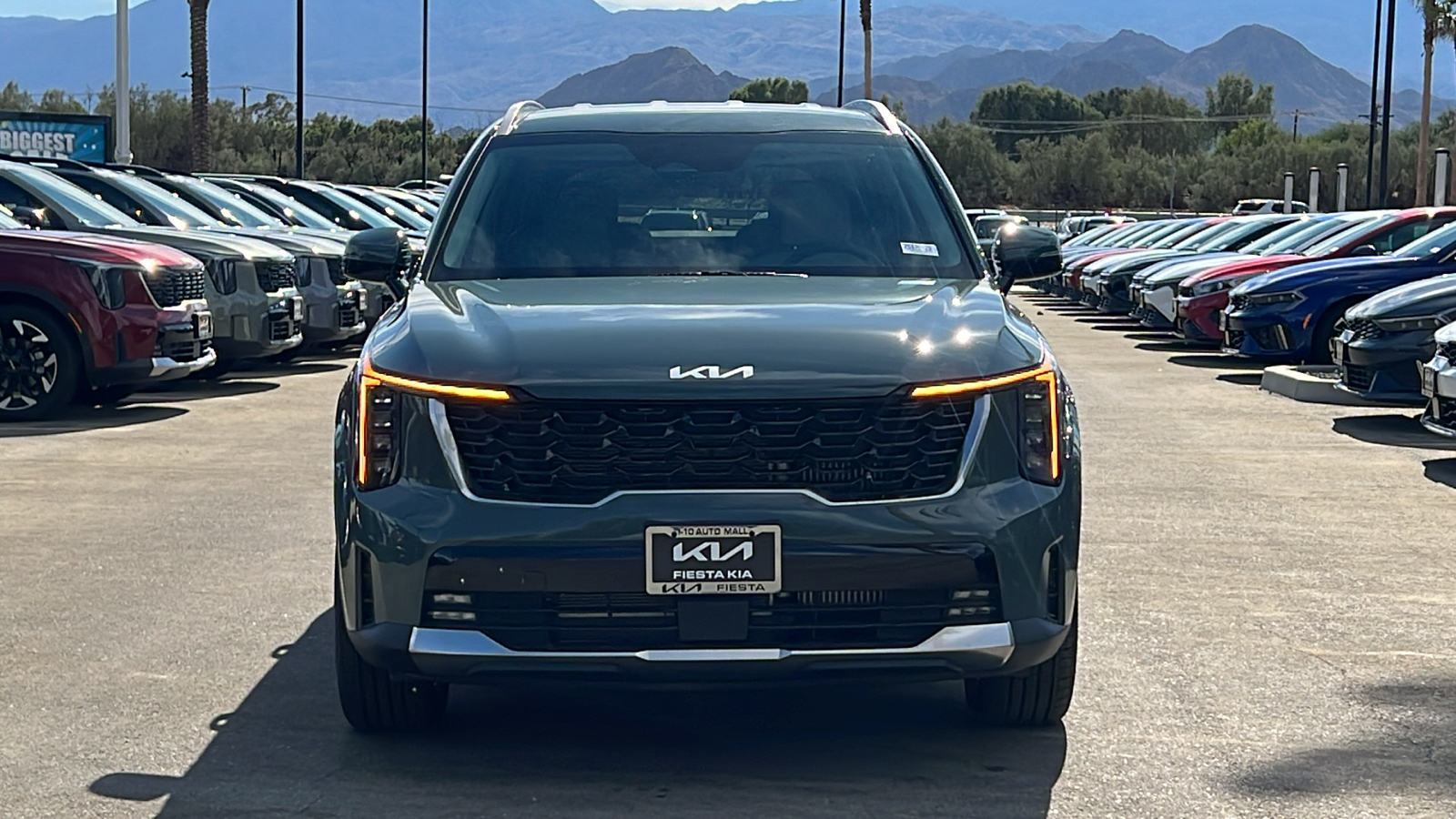 2025 Kia Sorento Hybrid EX 2