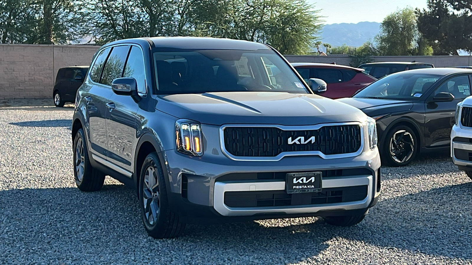 2025 Kia Telluride LX 1