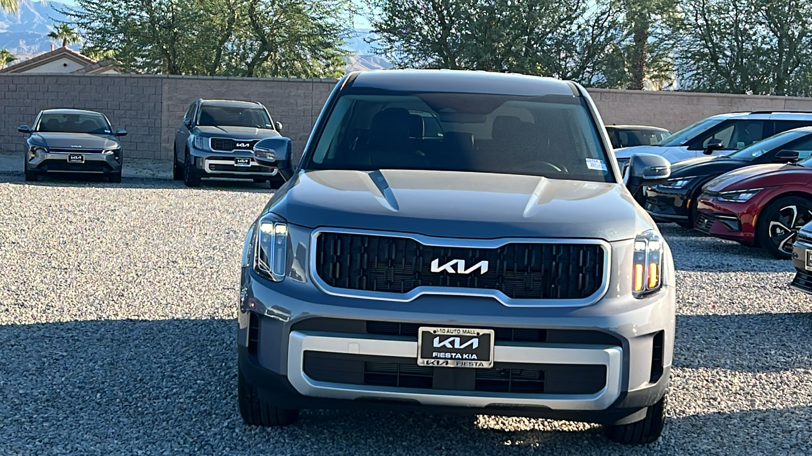 2025 Kia Telluride LX 2