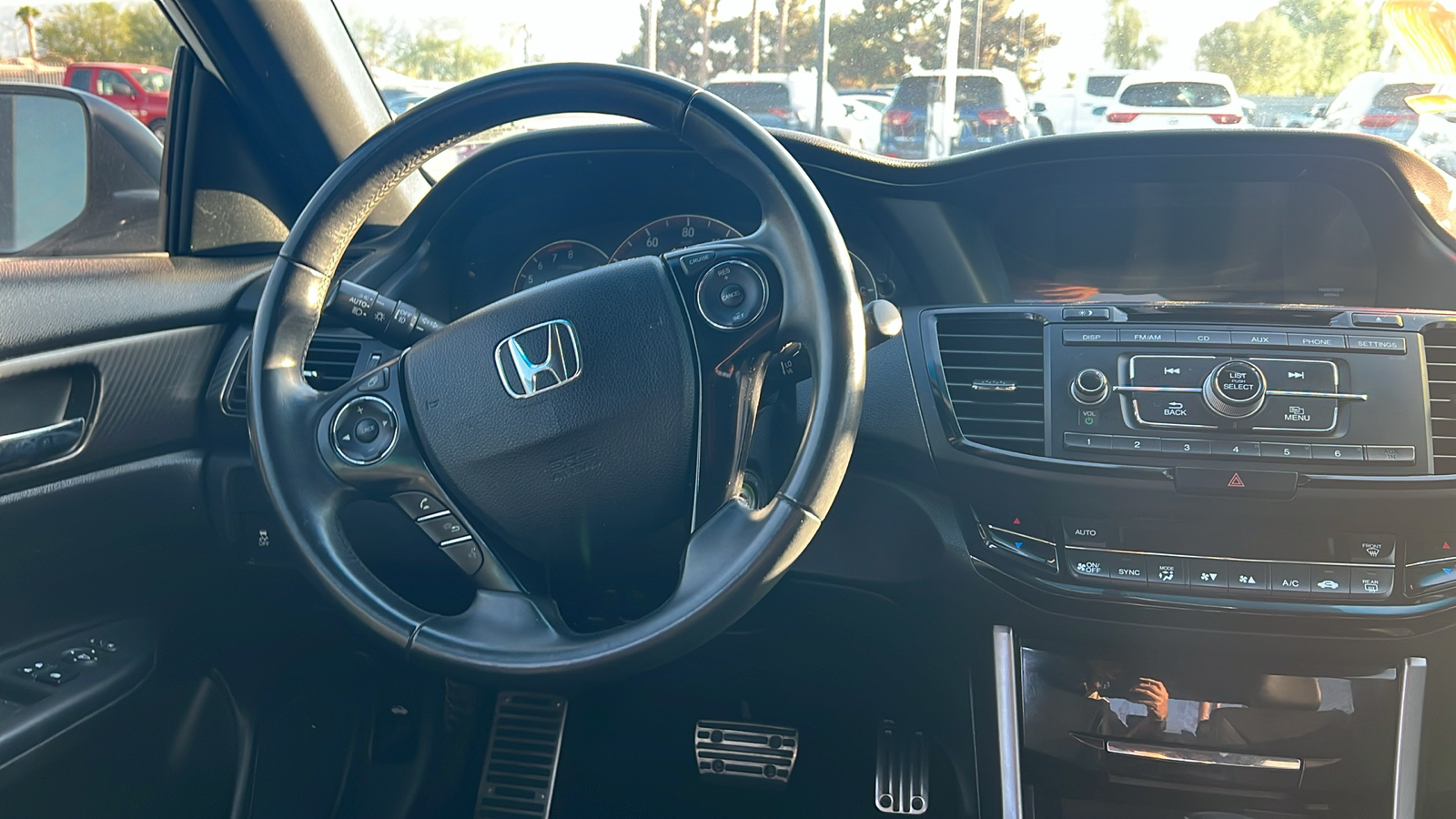 2017 Honda Accord  16