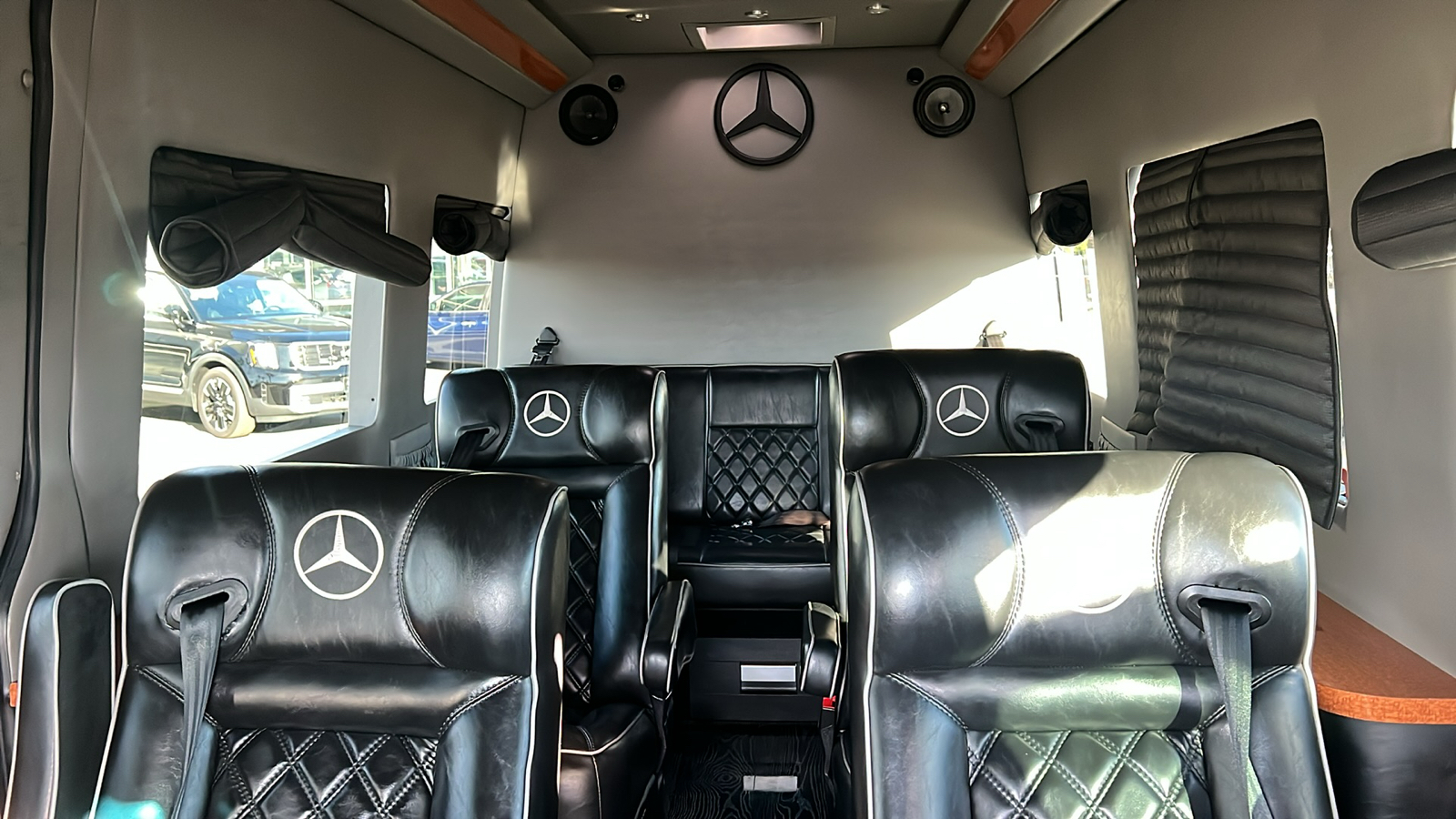 2016 Mercedes-Benz Sprinter 2500 Cargo 170 WB 12