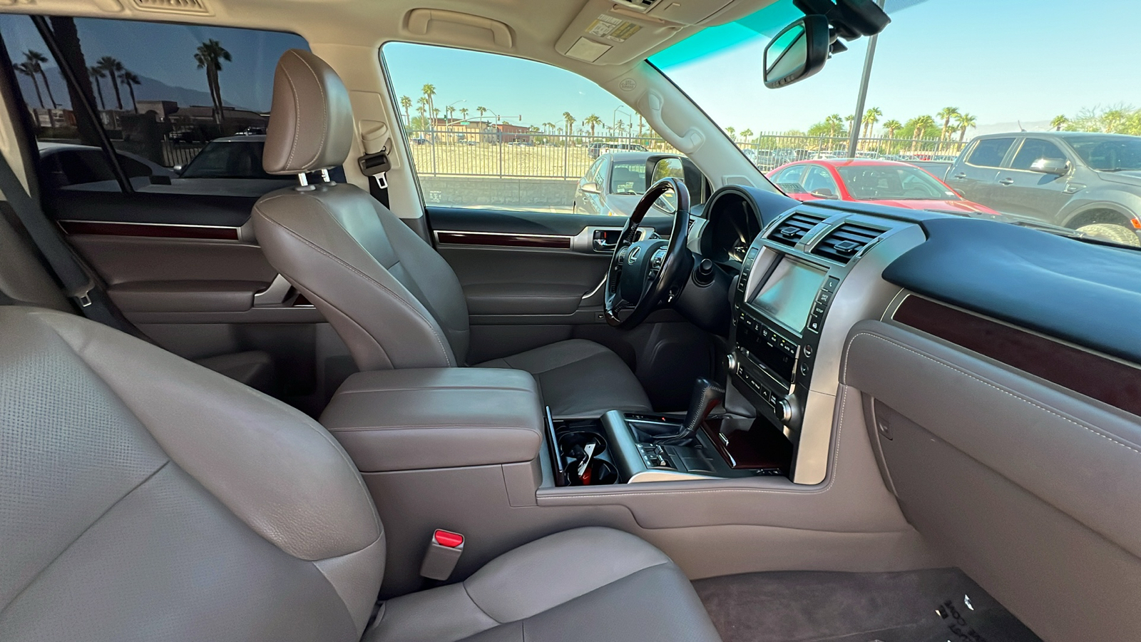 2016 Lexus GX 460 16